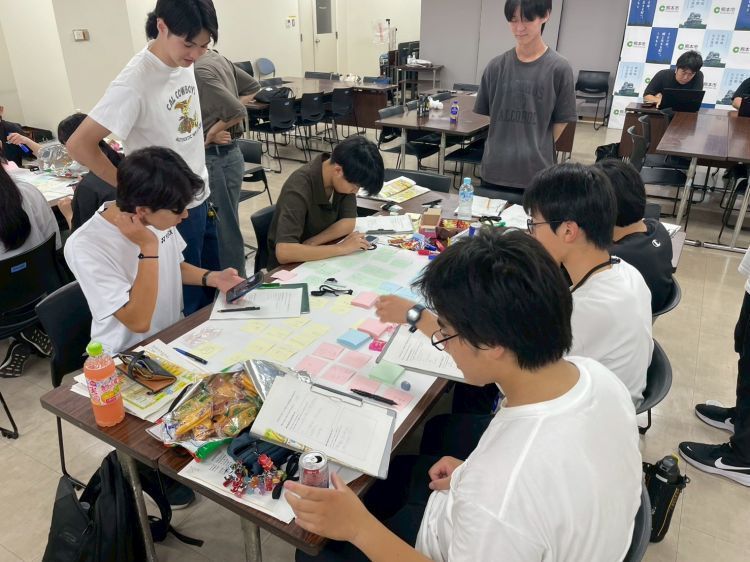 古賀研究室がタカラトミーと熊本市のまちづくりコラボを企画：大学ホームページ掲載画像（2枚目）