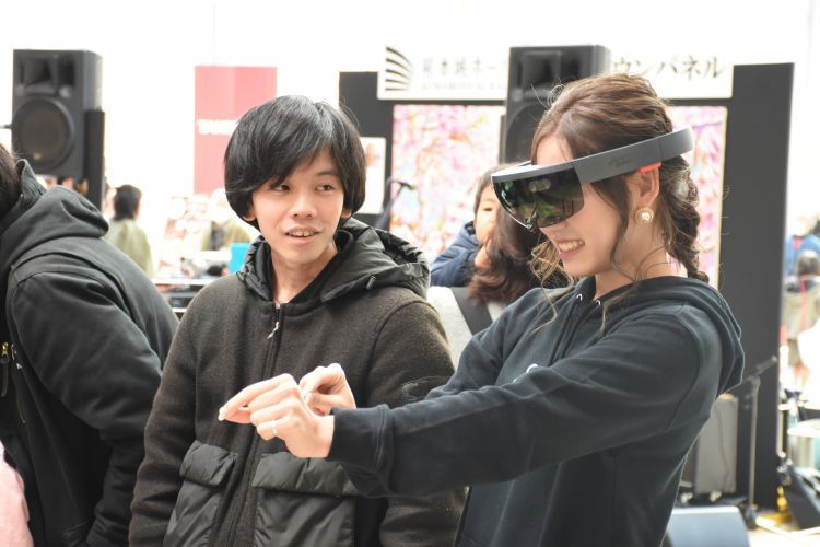 古賀研究室がまちなかで熊本城ホールのVR/MR体験コーナーを設置:大学掲載画像1