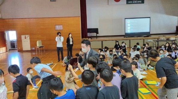 地域防災点検マップで 小学生が意見交換! 崇城大学 建築学科がワークショップを開催:大学掲載画像1