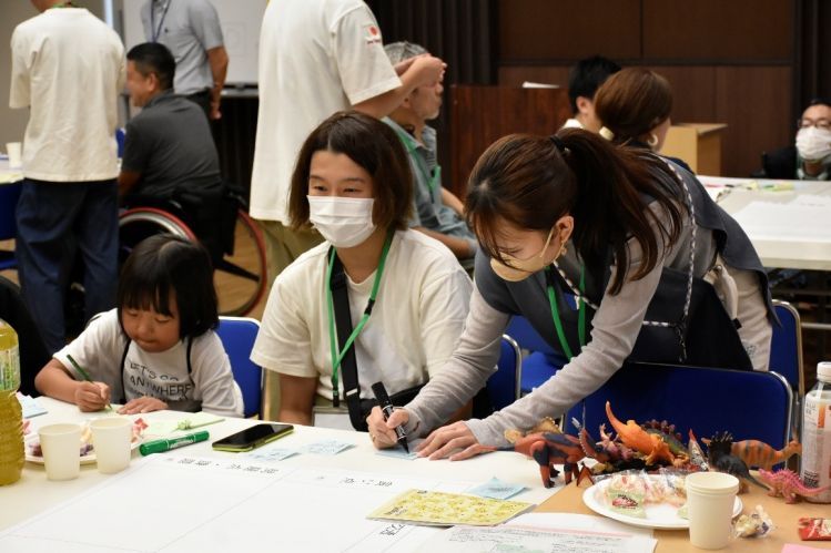 第2回 崇城大学 古賀研究室が熊本市と福祉のまちづくりワークショップを開催 熊本市のバリアフリーを点検!:大学掲載画像1