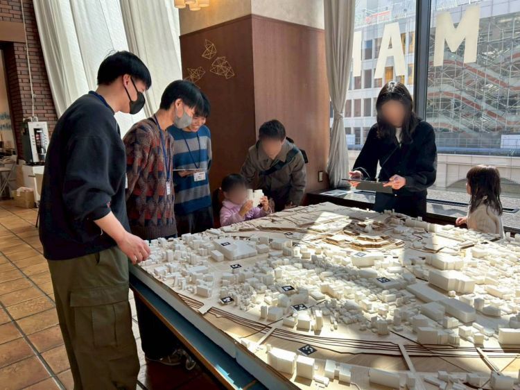 熊本市主催「ウォーカブル展」に古賀研究室が出展!テレビで紹介されました:大学掲載画像1